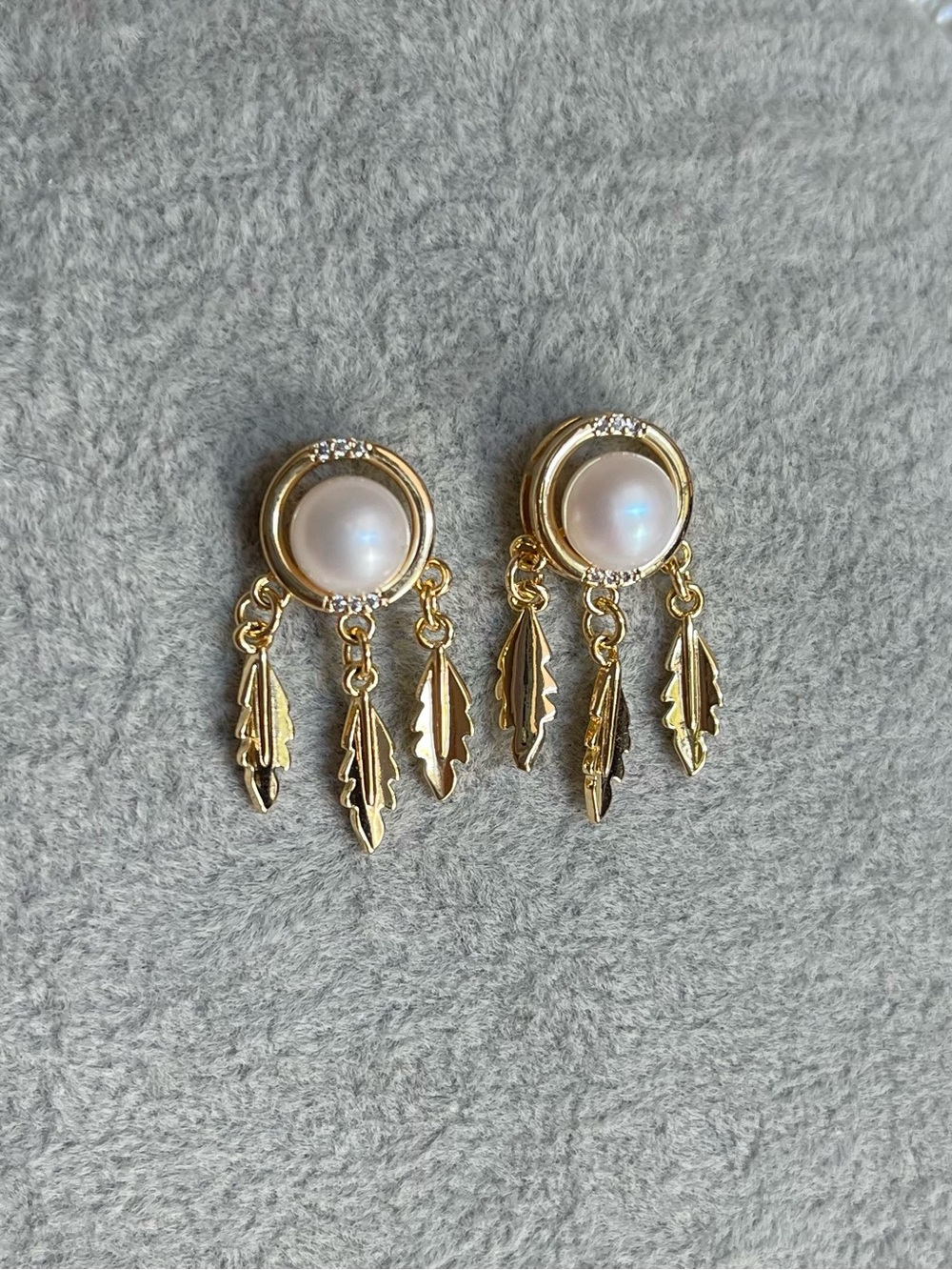 Natural Freshwater Pearl Dangle Earrings - Dream Catcher 925 silver posts